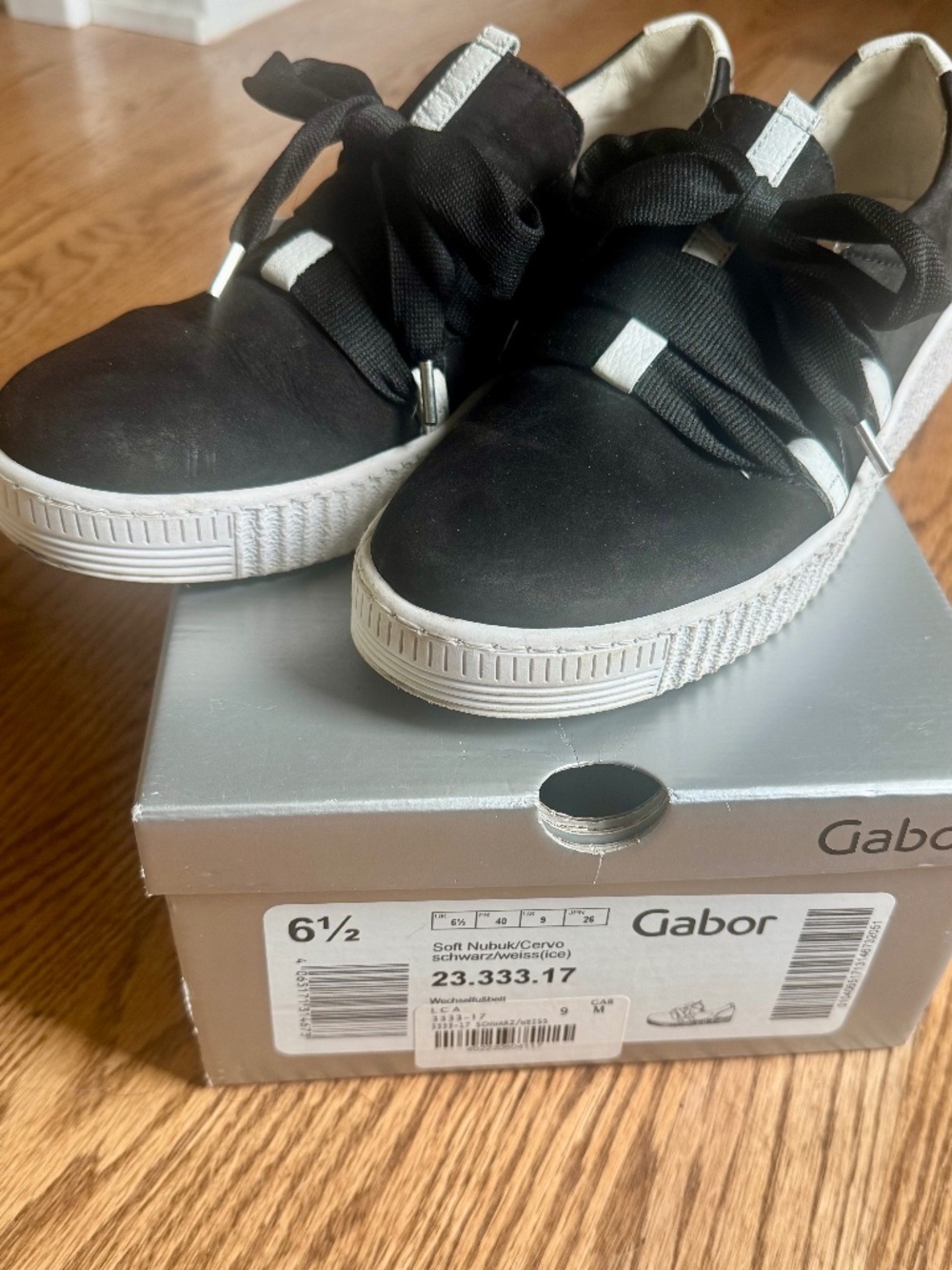 Gabor Black Nubuck Platform Sneakers Ribbon Laces EU 40 US 9 -23.333.17